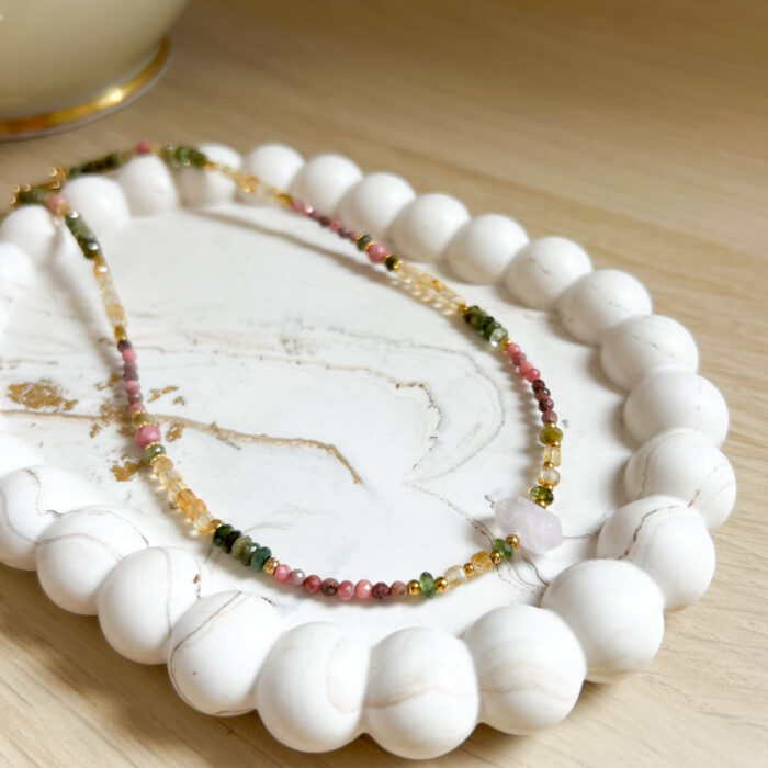 Naszyjnik Choker z Thulitem, Kwarcem Różowym, Cytrynem, Turmalinem Zielonym i Rodonitem